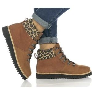 TOMS Mojave Nubuck Ankle Boots Waterproof Hiker Lug Sole Suede Leopard Sz 6